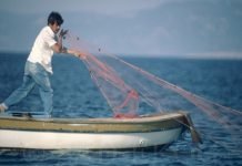 KIYI BALIKÇILARINA DESTEK SÖZÜ