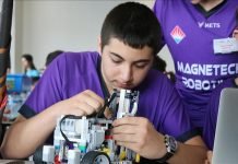 GENÇ MUCİTLERDEN AÇLIĞA KARŞI ‘SİGMA MARKET’ SİSTEMİ