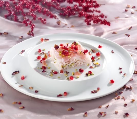 Evin Şeflerine Bayrama Özel Ham Ballı Güllaç Tarifi Gullac