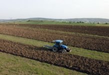 Türkiye’nin En Büyük Tarım İşletmesinde Hasat Bitmeden Ekim Başladı EKİM BAŞLADI