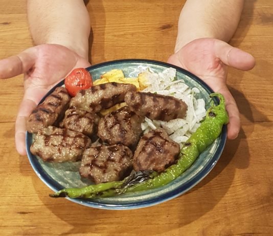 Köfte Deyip Geçme Bin Çeşidi, Bin Hilesi Var KÖFTE