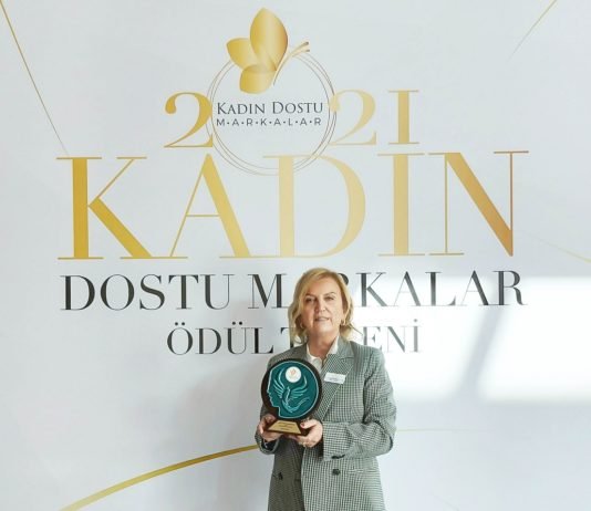 Balparmak’a Kadın Tüketicilerden Büyük Ödül Balparmak ARGEDirektoru EmelDamarli