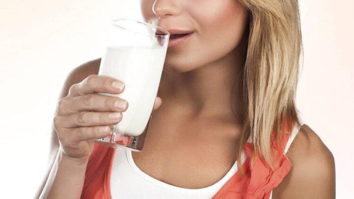 Günde iki bardak süt ile reflü oluşumunu engelleyin
