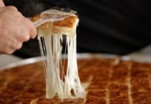 Uzadıkça Uzayan Efsane Lezzet: ‘Levent Börek’ Levent Börek