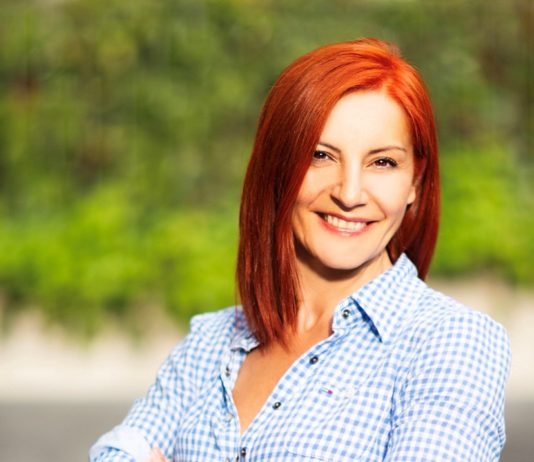 Anadolu Efes, Akıllı Tarım Uygulamalarıyla Çiftçilerin Hayatını Kolaylaştırıyor Anadolu Efes Selda Susal Saatçi