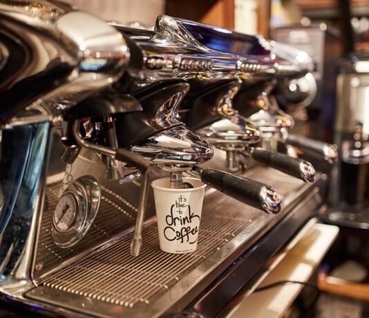 Noir Pit Coffee Co. Büyüyor, Yeni Franchise Mağazalar Yolda! Noir Pit Coffee Co. buyuyor