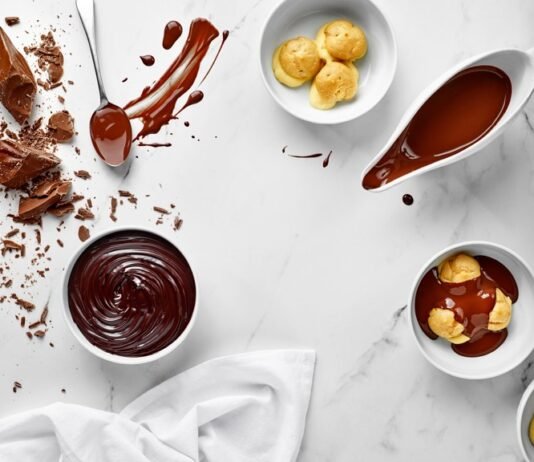 Dünya Çikolata Günü Özsüt’lerde Şölene Dönüşüyor Dünya Çikolata Günü Özsüt’lerde şölene dönüşüyor