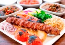 En Lezzetli Urfa Kebabı, Urfa’lı Dedecan’da Yenir Urfa Kebap
