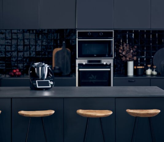 Thermomıx® Lımıted Black Edıtıon Sadece Eylül Ayında Satışta! THERMOMIX® LIMITED BLACK EDITION SADECE EYLÜL AYINDA SATIŞTA!