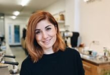 İstanbul Kahve Festivali’nde Gümüş Cezvelerle Türk Kahvesi Hazırlanıyor İstanbul Kahve Festivali'nde gümüş