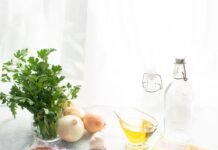 Koroplast ile Sürdürülebilir Yılbaşı Sofraları Koroplast ile Sürdürülebilir Yılbaşı Sofraları