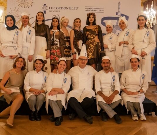 Le Cordon Bleu İstanbul 10. yılında Başarılı Mezun ve Öğrencileri ile Gastronomiye Şık Bir Pencere Açtı Le Cordon Bleu İstanbul 10. yılında Başarılı Mezun ve Öğrencileri ile Gastronomiye Şık Bir Pencere Açtı
