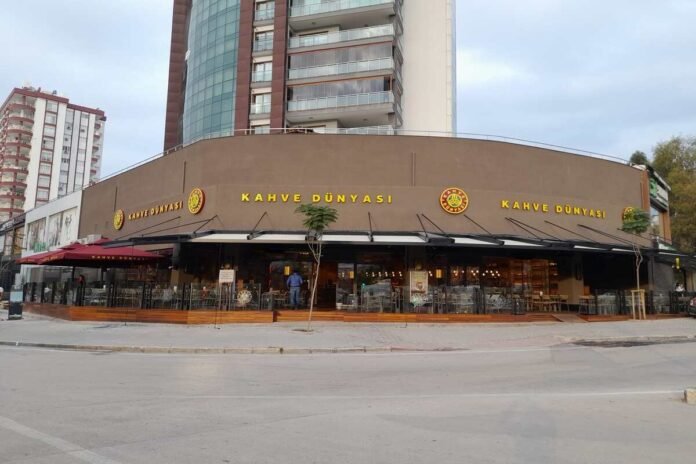 Kahve Dünyası Adana’daki En Büyük Mağazasını Türkmenbaşı’nda Açtı